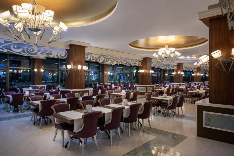 Restoran & Bar 2/2