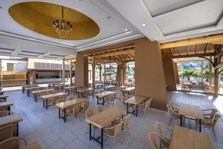 Snack Restaurant (5/13)