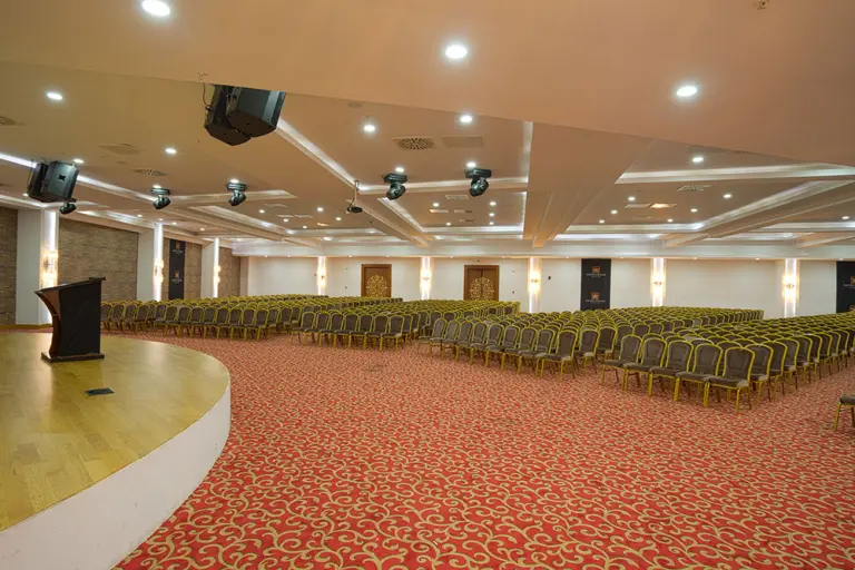 Meeting Rooms (3/4)